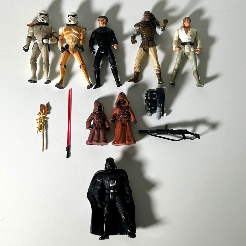 Kenner Star Wars Power Of The Force Action Figures Set of 8 + 4 Accessories (93F